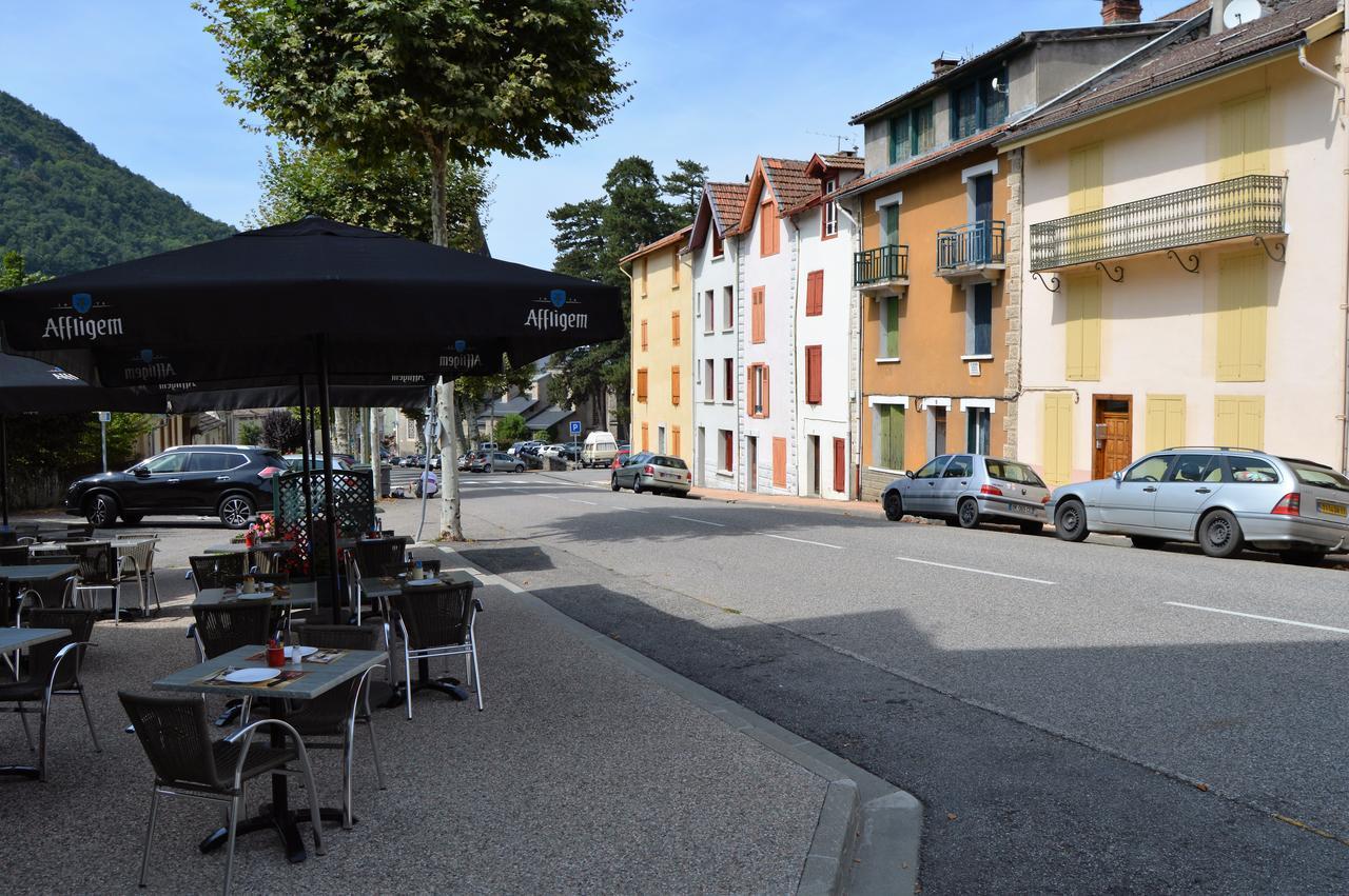 Hotel Restaurant Le Bellevue Ax-les-Thermes Exterior foto